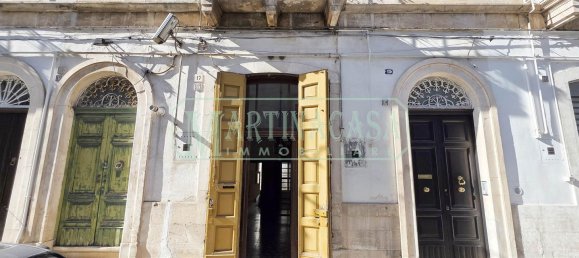 Квартира с 3 спальнями в Мартина Франка, Италия № 379484 2