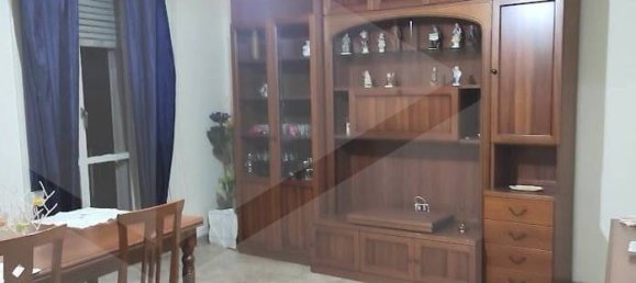 4-Zimmer Wohnung in Messina, Italy, Nr. 25958 3