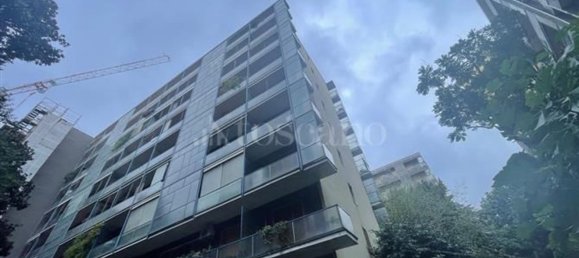 3 bedrooms Apartment in Milan, Italy No. 314175 18