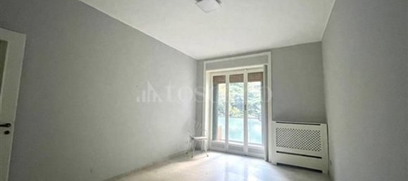 3 bedrooms Apartment in Milan, Italy No. 314175 12
