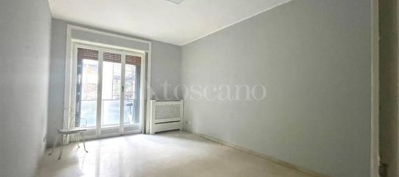 3 bedrooms Apartment in Milan, Italy No. 314175 13