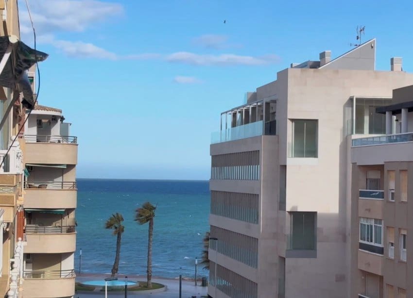 Apartamento T3 em Torrevieja, Spain N.º 157107