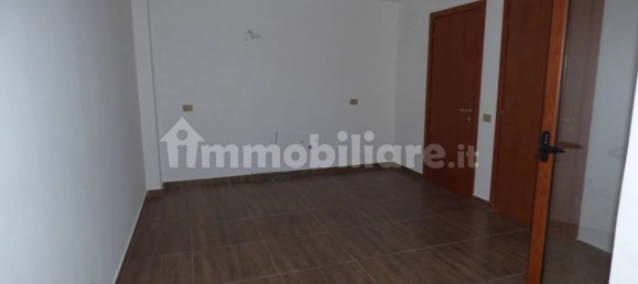 Квартира с 4 спальнями в Аугуста, Италия № 59368 2