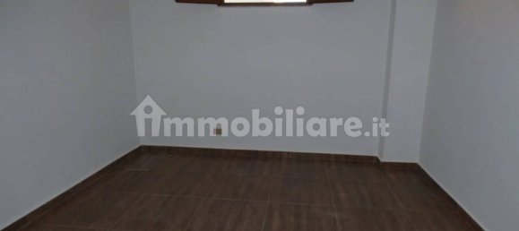 Квартира с 4 спальнями в Аугуста, Италия № 59368 4