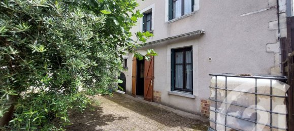 4 Schlafzimmer Haus in Issoudun, France, Nr. 257414 5