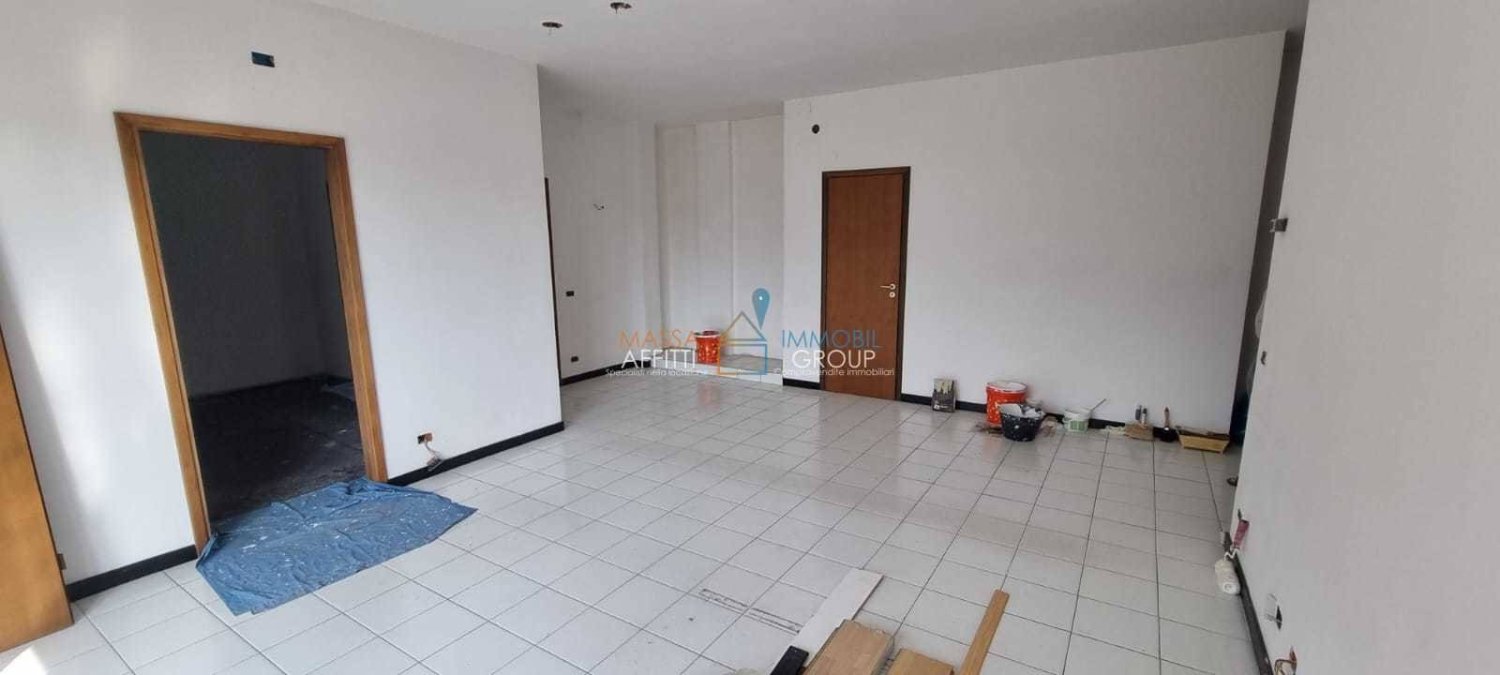 2 bedrooms Apartment in Massa, Italy No. 195663