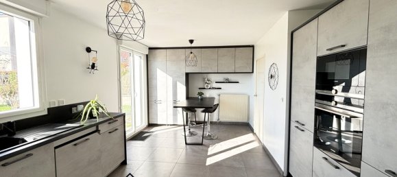 4 bedrooms House in Ludres, France No. 211905 2