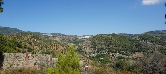 3 bedrooms House in Yunquera, Spain No. 53246 11