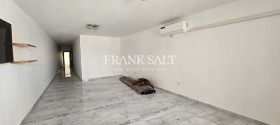 Мезонет с 3 спальнями в Сан-Пауль-иль-Бахар, Мальта № 2434 4