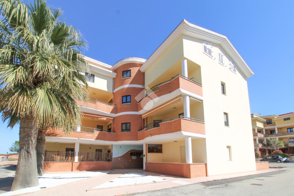 Квартира с 3 комнатами в Ортона, Италия № 14800