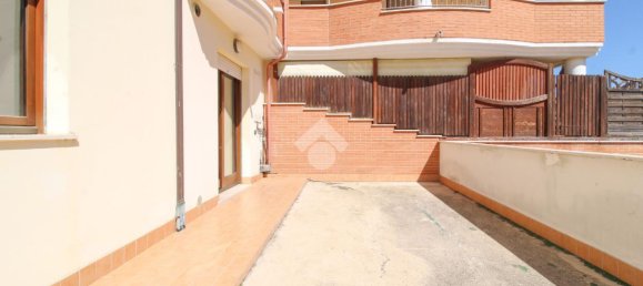 3 rooms Apartment in Ortona, Italy No. 14800 9