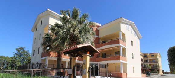 3 rooms Apartment in Ortona, Italy No. 14800 15