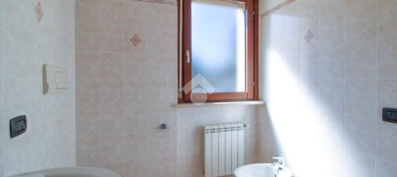 3 rooms Apartment in Ortona, Italy No. 14800 14