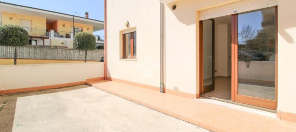 3 rooms Apartment in Ortona, Italy No. 14800 8
