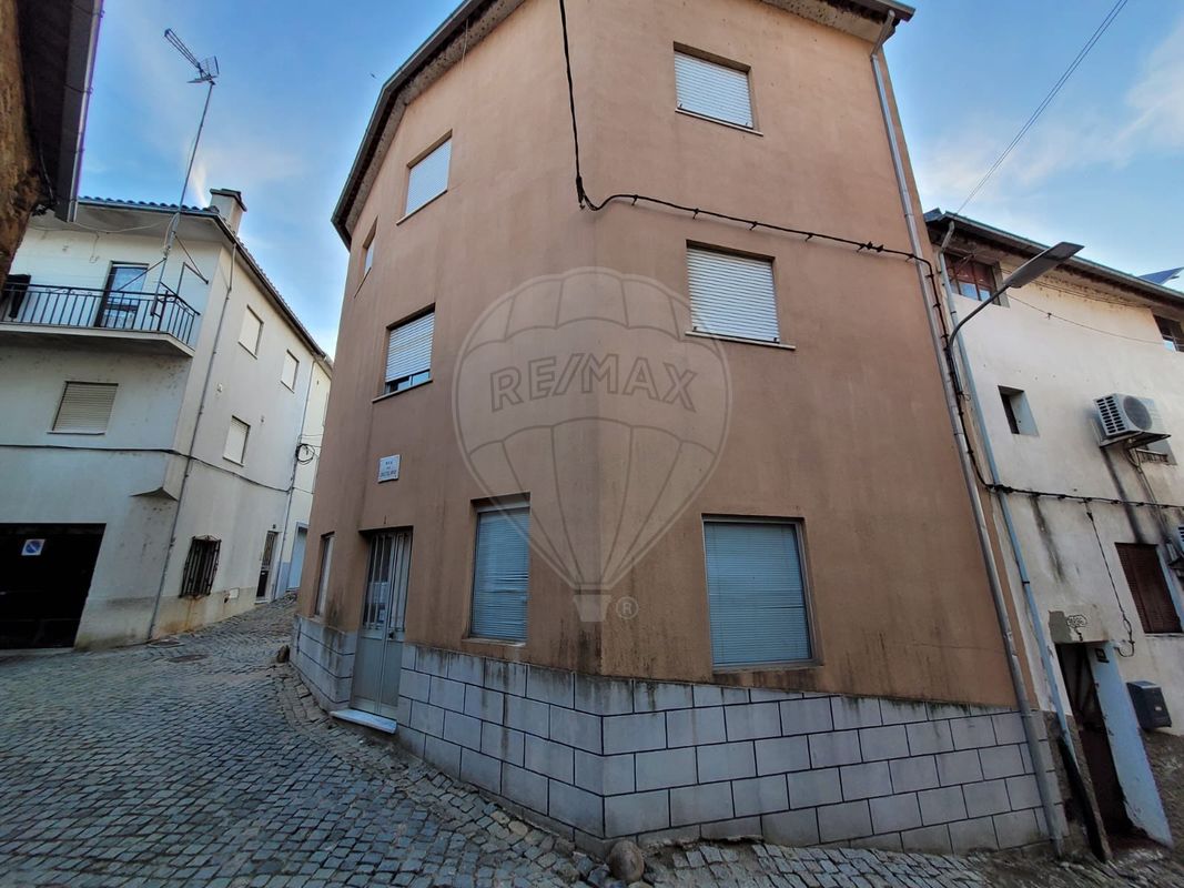 4 bedrooms House in Silvares, Portugal No. 38956