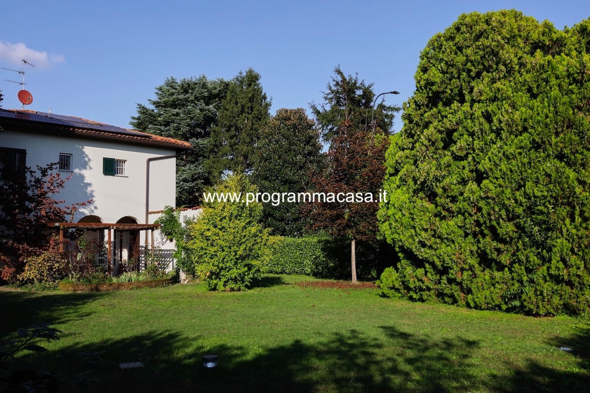 9-Zimmer Villa in Segrate, Italy, Nr. 7058