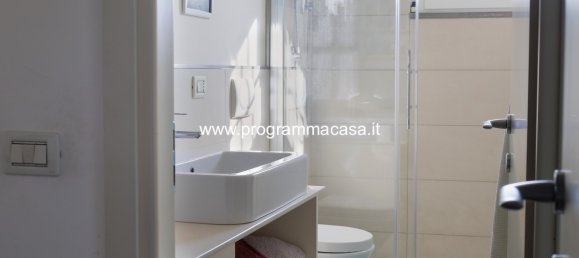 9-Zimmer Villa in Segrate, Italy, Nr. 7058 78
