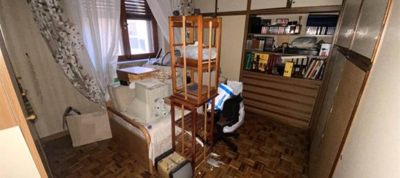 5 rooms Apartment in Catanzaro, Italy No. 19658 12