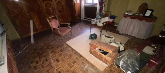 5 rooms Apartment in Catanzaro, Italy No. 19658 9