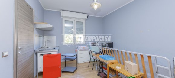 Apartamento de 3 dormitorios en Milan, Italy No. 378243 10