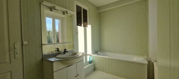 3 bedrooms House in Gouillons, France No. 215176 13