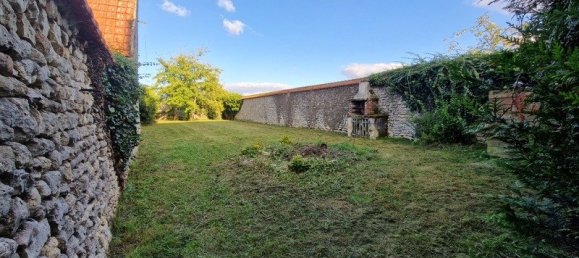 3 bedrooms House in Gouillons, France No. 215176 19