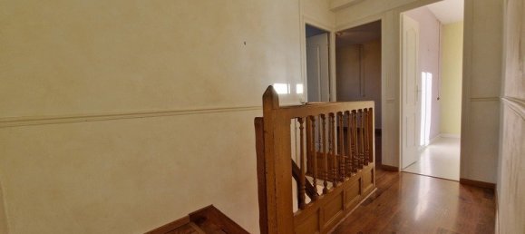 3 bedrooms House in Gouillons, France No. 215176 10