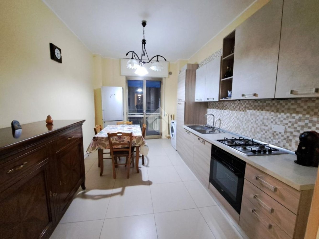 4غرفة شقة في Barletta, Italy رقم 144743