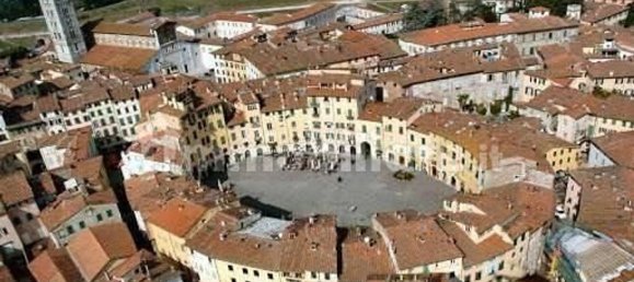 4 bedrooms Duplex in Lucca, Italy No. 363661 6