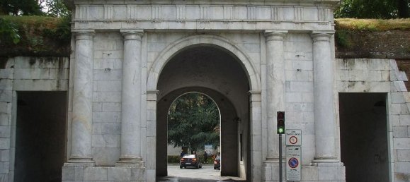 4 bedrooms Duplex in Lucca, Italy No. 363661 20