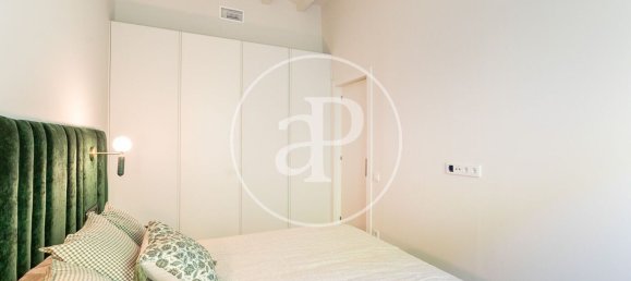 3 bedrooms Apartment in Eixample, Spain No. 26434 7