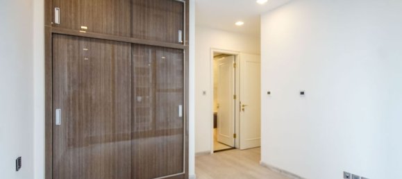 2 rooms Office in District 1, Vietnam No. 17835 10