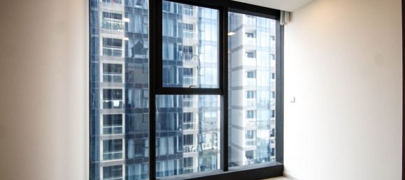 2 rooms Office in District 1, Vietnam No. 17835 3