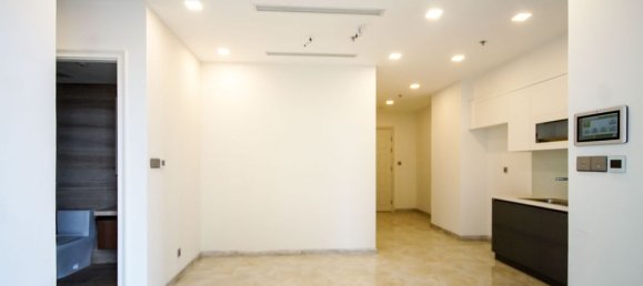 2 rooms Office in District 1, Vietnam No. 17835 2