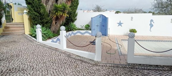 4 bedrooms Villa in Luz, Portugal No. 130049 2