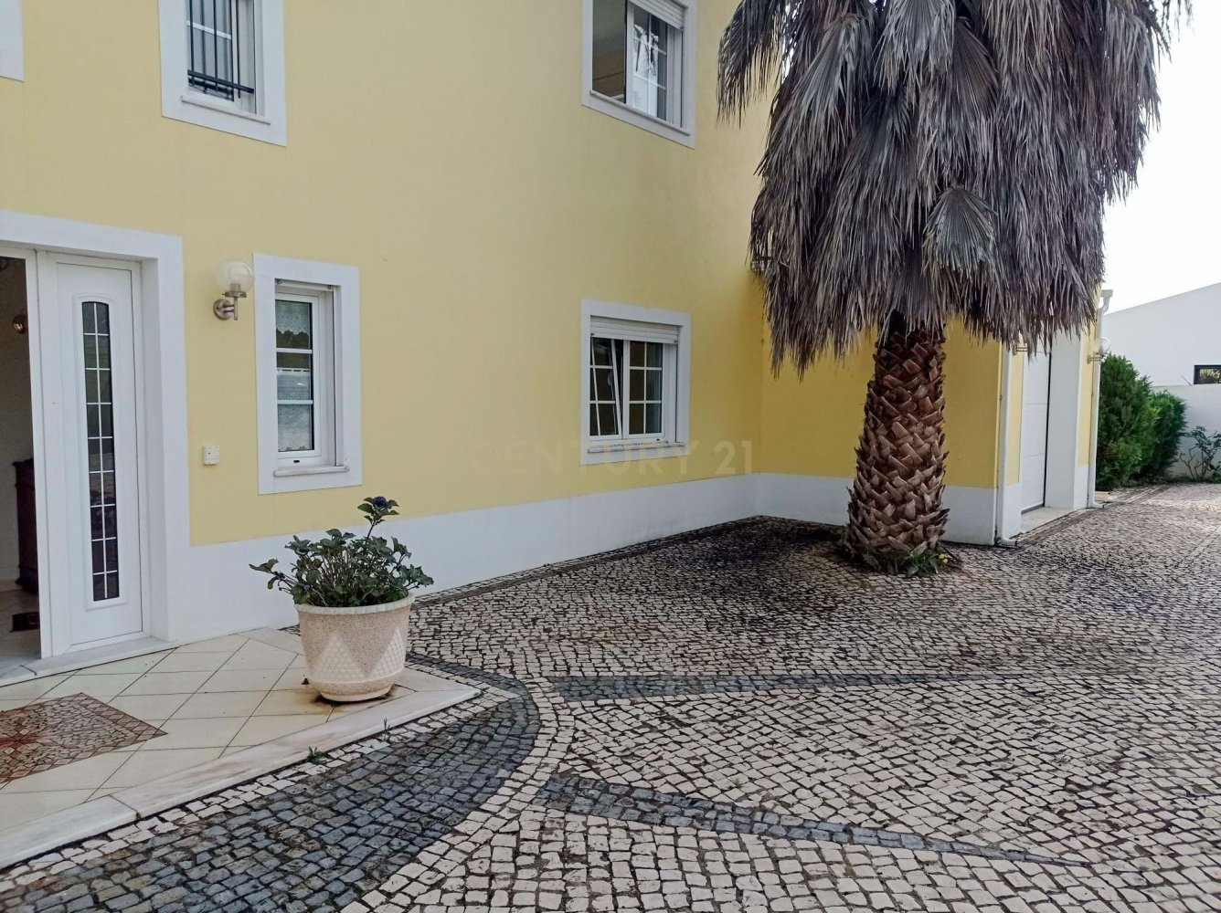 4 bedrooms Villa in Luz, Portugal No. 130049