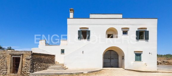 2 bedrooms House in Alezio, Italy No. 281463 2