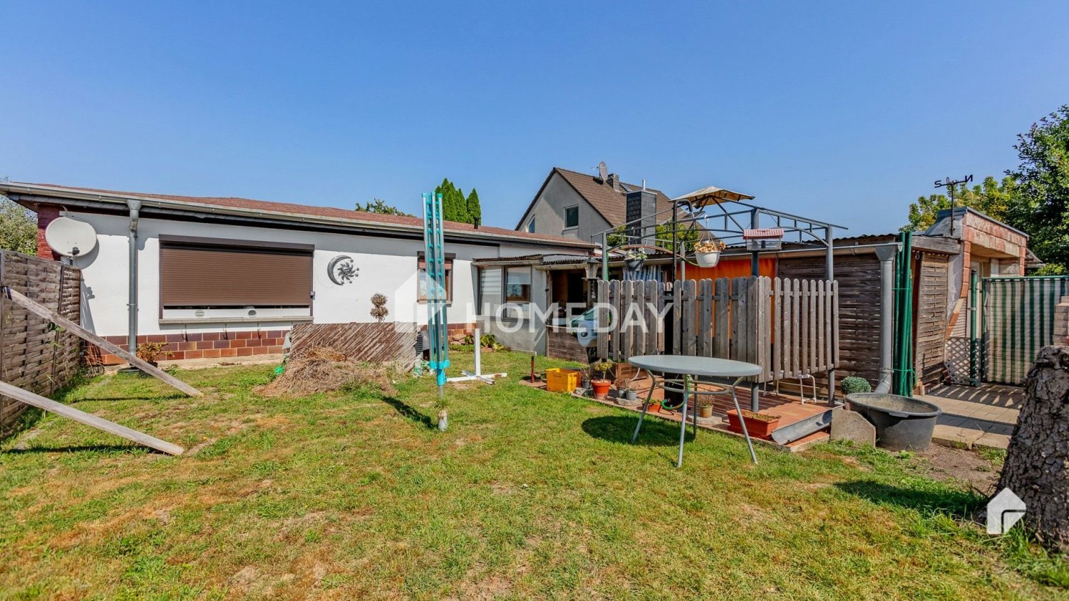 4 rooms Bungalow in Saalekreis, Germany No. 97994