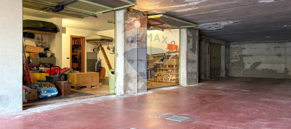 4 rooms House in Arcisate, Italy No. 211782 38