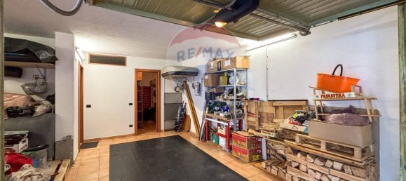 4 rooms House in Arcisate, Italy No. 211782 39