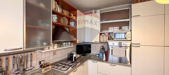 4 rooms House in Arcisate, Italy No. 211782 16