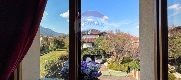 4 rooms House in Arcisate, Italy No. 211782 30