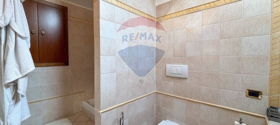 4 rooms House in Arcisate, Italy No. 211782 28