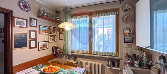 4 rooms House in Arcisate, Italy No. 211782 15