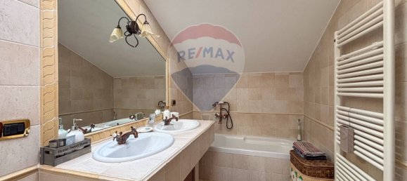 4 rooms House in Arcisate, Italy No. 211782 25