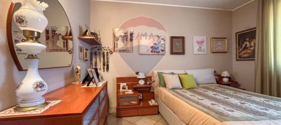 4 rooms House in Arcisate, Italy No. 211782 21