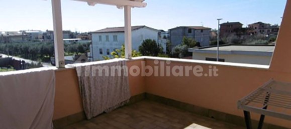Apartamento de 3 dormitorios en Rome, Italy No. 27189 6