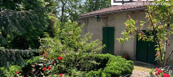 3 bedrooms House in Espiens, France No. 103055 3