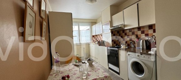 2 bedrooms Apartment in Paris, France No. 185544 5