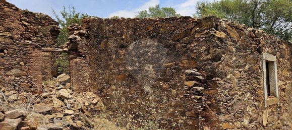 1 غرف نوم قطعة أرض في Sao Bras de Alportel, Portugal رقم 42640 4